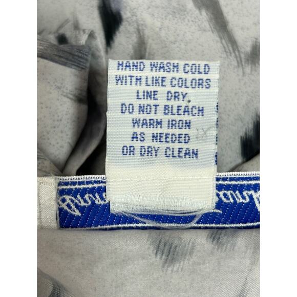 Anna and Frank Top Women's Size M 100% Silk Lightweight Grey Animal Print Blouse - Picture 5 of 9